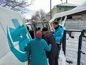 Karda Mahsur Kalan Hastalara Ulaşan Ekipler