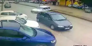 Karabük'te Ehliyetsiz Sürücü Kaçtı, Kazaya Karıştı!