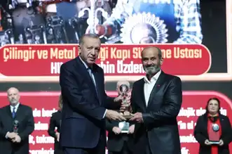 Usta Çilingir "Yaşayan Hazineler" Ödülü Aldı