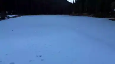 Sarıçiçek Göleti Buz Tuttu!