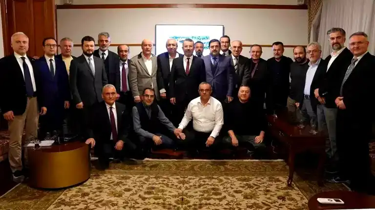 Kırışık, Ankara'daki Karabüklülerle Üniversiteyi Tartıştı